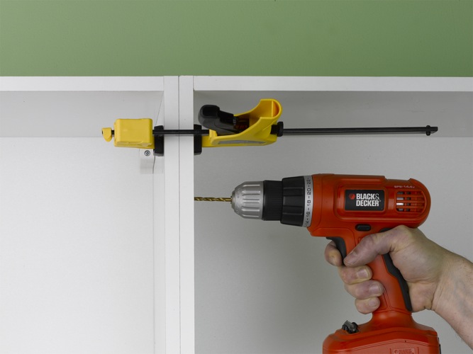 Julian Cassell's DIY Blog » Blog Archive Fitting kitchen wall units ...