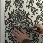 Wallpapering a room 19