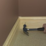 Fitting skirting board 4