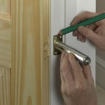 Fitting a door closer 6