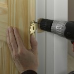 Fitting a door closer 7