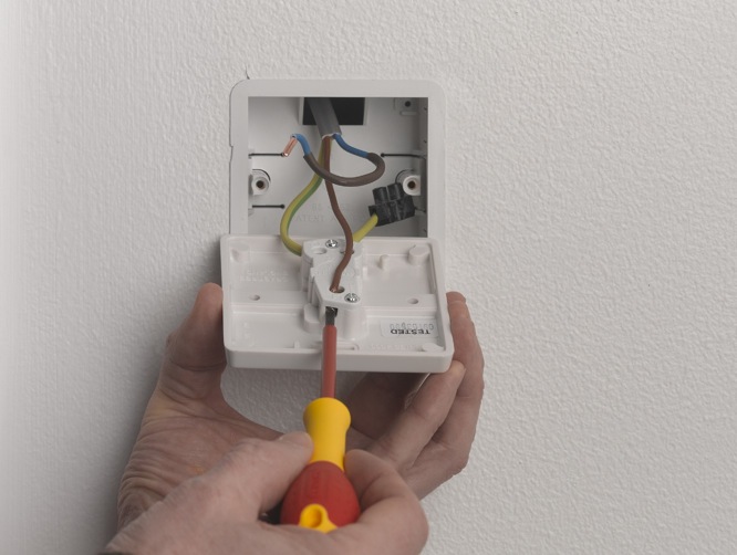 Julian Cassell's DIY Blog » Blog Archive Changing a light switch - HOW ...