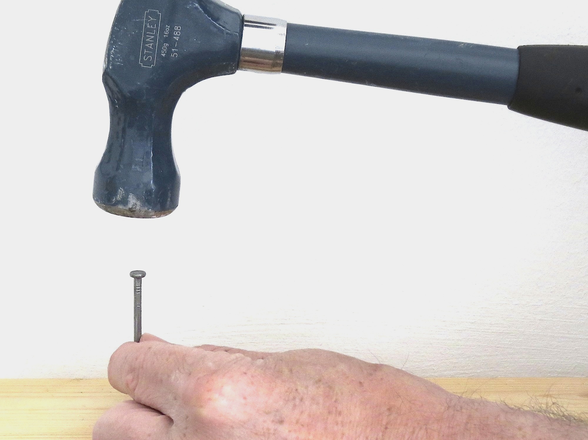 Julian Cassell's DIY Blog » Blog Archive Using a hammer Using a hammer -  HOW TO DIY – WHAT TO USE – WHERE TO BUY